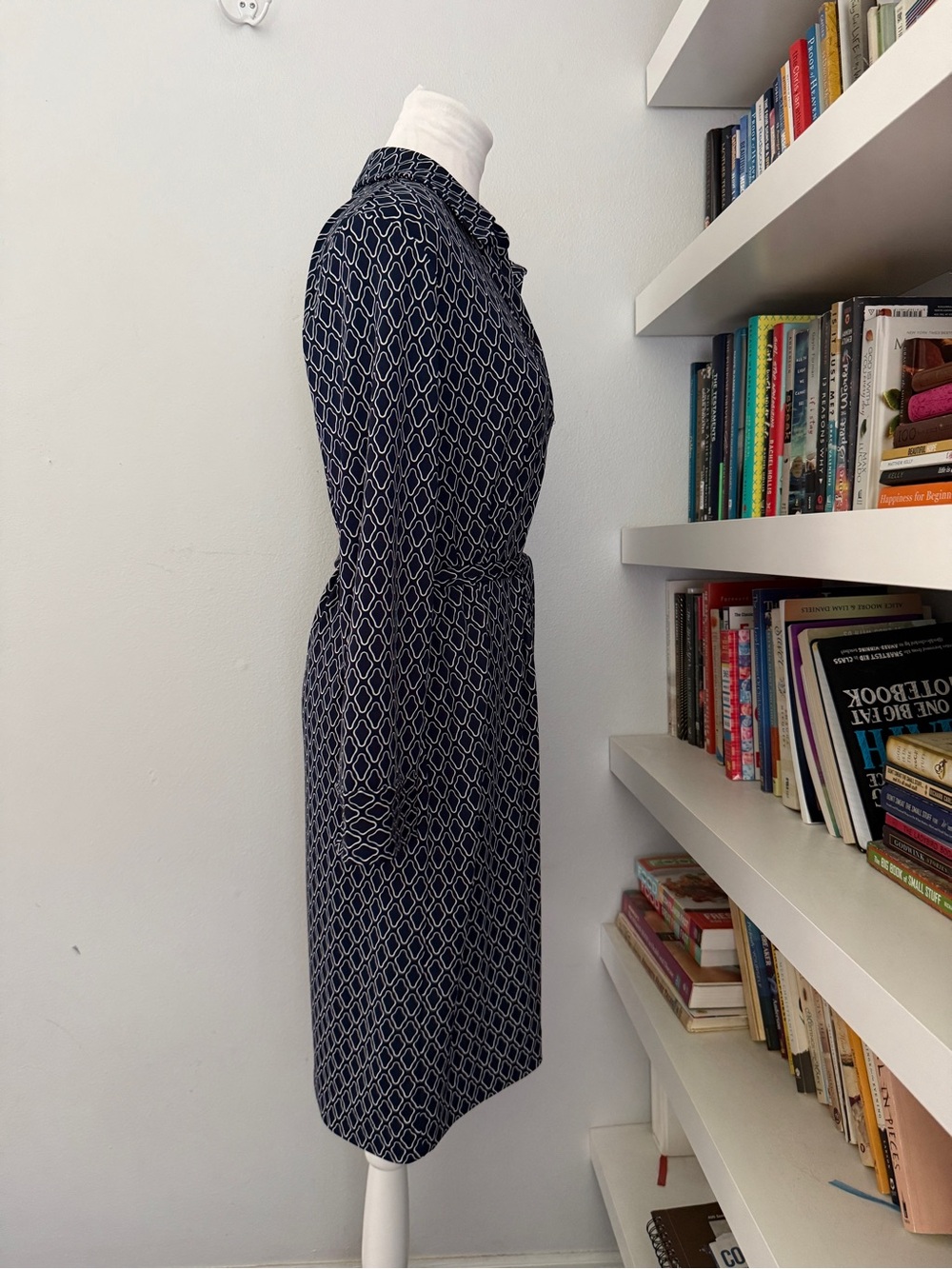 Talbots Navy and White Geometric Tie-Waist Long Sleeve Shirt Dress Large - Picture 6 of 12